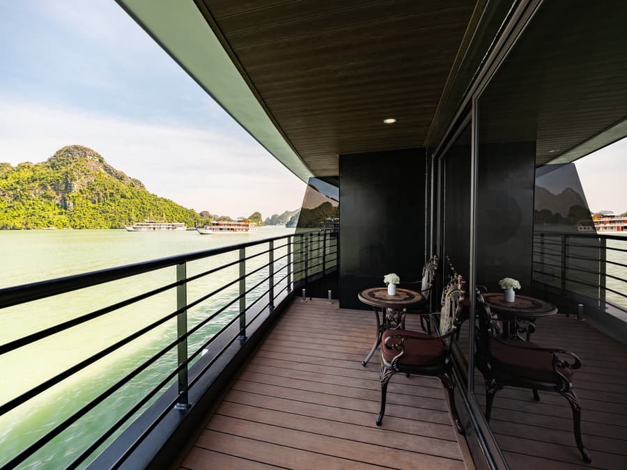 Diana — Executive Balcony