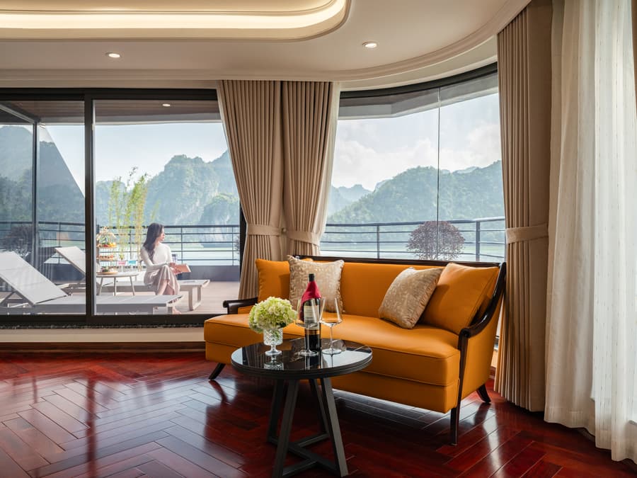 Diana — Lan Hạ Suite