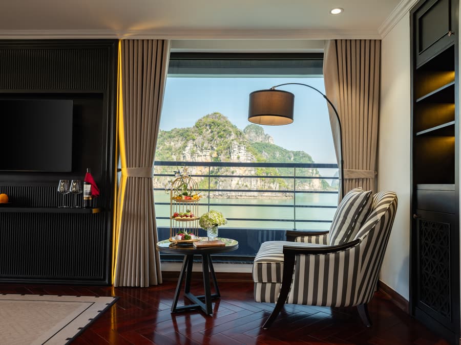 Diana — Lan Hạ Suite